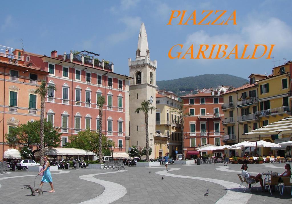 Affittacamere "In Piazzetta Da Vasco" レーリチ エクステリア 写真